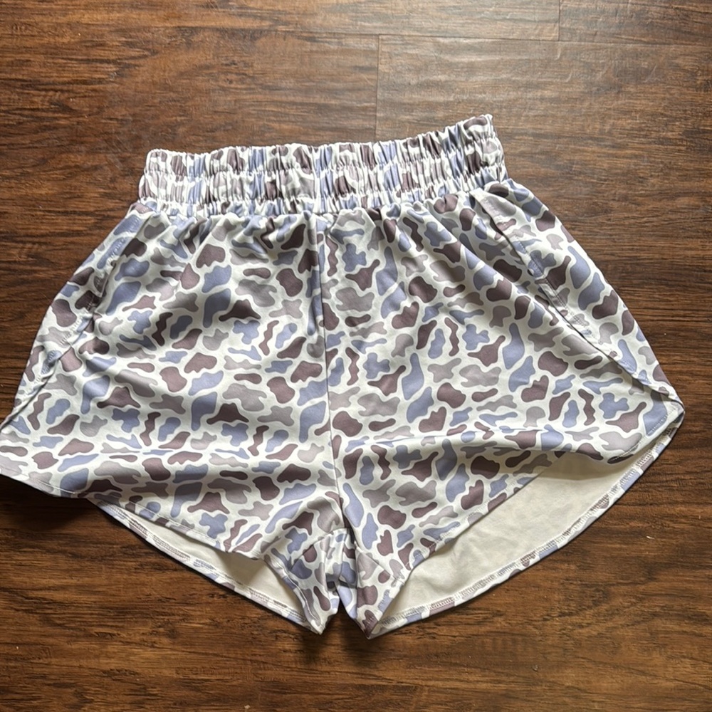 Women’s Duck Camo Shorts